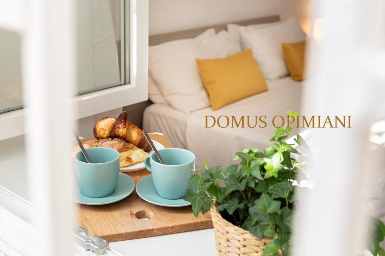 Domus Opimiani Apartment Rome Exterior photo